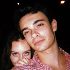 Meet your Posher, Dylan